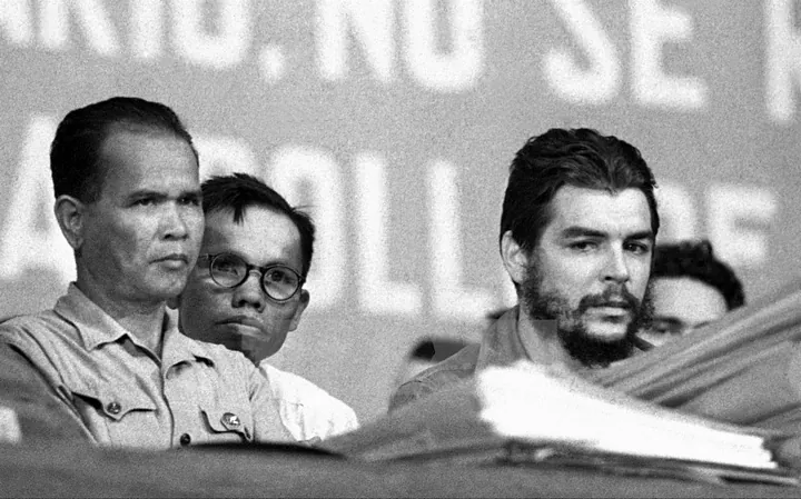 Khám Phá Nguồn Gốc Và Ý Nghĩa Hình Ảnh Che Guevara Dành Cho Người Yêu Lịch Sử Qua Bức Chân Dung Huyền Thoại Khám Phá Nguồn Gốc Và Ý Nghĩa Hình Ảnh Che Guevara Dành Cho Người Yêu Lịch Sử Qua Bức Chân Dung Huyền Thoại