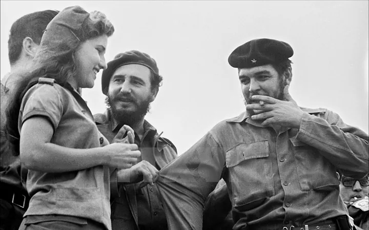Khám Phá Nguồn Gốc Và Ý Nghĩa Hình Ảnh Che Guevara Dành Cho Người Yêu Lịch Sử Qua Bức Chân Dung Huyền Thoại Khám Phá Nguồn Gốc Và Ý Nghĩa Hình Ảnh Che Guevara Dành Cho Người Yêu Lịch Sử Qua Bức Chân Dung Huyền Thoại
