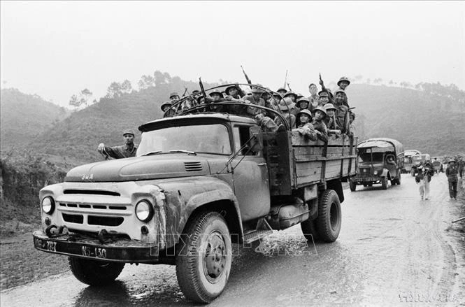 Xem Lại Toàn Bộ Hình Ảnh Chiến Tranh Biên Giới Phía Bắc 1979: Bộ Sưu Tập Lịch Sử, Phân Tích Chiến Lược Và Câu Chuyện Hậu Trường Cho Người Yêu Lịch Sử Xem Lại Toàn Bộ Hình Ảnh Chiến Tranh Biên Giới Phía Bắc 1979: Bộ Sưu Tập Lịch Sử, Phân Tích Chiến Lược Và Câu Chuyện Hậu Trường Cho Người Yêu Lịch Sử