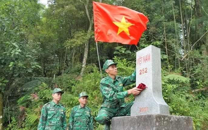 Xem Lại Toàn Bộ Hình Ảnh Chiến Tranh Biên Giới Phía Bắc 1979: Bộ Sưu Tập Lịch Sử, Phân Tích Chiến Lược Và Câu Chuyện Hậu Trường Cho Người Yêu Lịch Sử Xem Lại Toàn Bộ Hình Ảnh Chiến Tranh Biên Giới Phía Bắc 1979: Bộ Sưu Tập Lịch Sử, Phân Tích Chiến Lược Và Câu Chuyện Hậu Trường Cho Người Yêu Lịch Sử