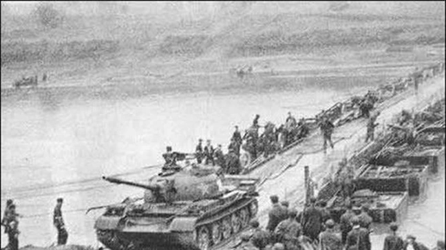Xem Lại Toàn Bộ Hình Ảnh Chiến Tranh Biên Giới Phía Bắc 1979: Bộ Sưu Tập Lịch Sử, Phân Tích Chiến Lược Và Câu Chuyện Hậu Trường Cho Người Yêu Lịch Sử Xem Lại Toàn Bộ Hình Ảnh Chiến Tranh Biên Giới Phía Bắc 1979: Bộ Sưu Tập Lịch Sử, Phân Tích Chiến Lược Và Câu Chuyện Hậu Trường Cho Người Yêu Lịch Sử