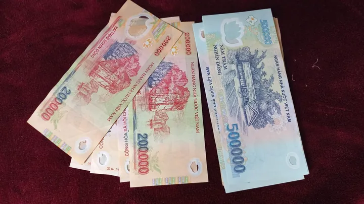 Tải Bộ Sưu Tập Hình Ảnh Chụp Tiền Việt Nam (500k, 200k) Và Usd Đẹp, Sắc Nét Làm Hình Nền Miễn Phí Tải Bộ Sưu Tập Hình Ảnh Chụp Tiền Việt Nam (500k, 200k) Và Usd Đẹp, Sắc Nét Làm Hình Nền Miễn Phí