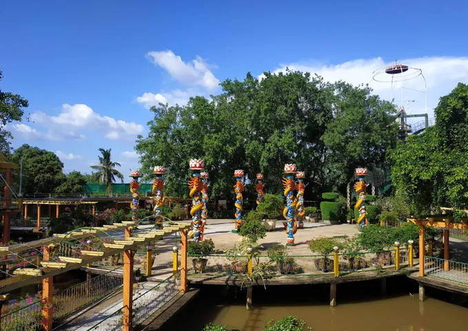 Chiêm Ngưỡng Hình Ảnh Cồn Phụng Cùng Các Góc Sinh Thái Nổi Bật Dành Cho Du Khách