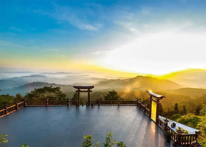 Chiêm Ngưỡng Hình Ảnh Cổng Trời Đẹp Ngoạn Mục Tại Sa Pa, Tam Đảo, Bali Cho Du Khách