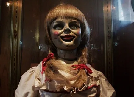 Khám Phá Hình Ảnh Của Annabelle: Búp Bê Raggedy Ann Thật Ngoài Đời Và Điện Ảnh Dành Cho Người Yêu Kinh Dị