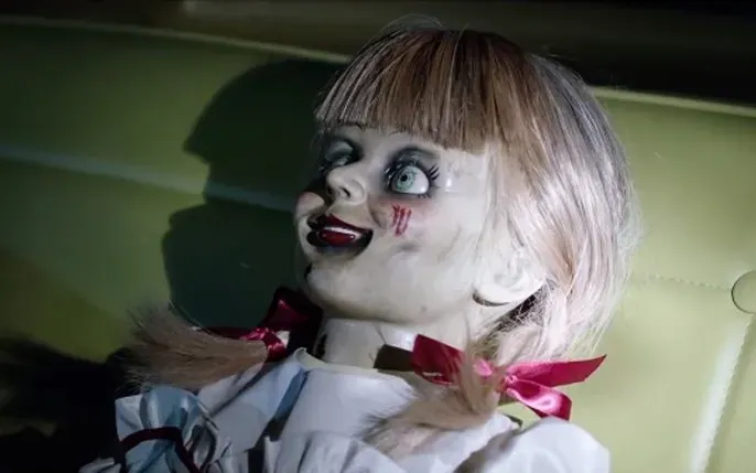 Khám Phá Hình Ảnh Của Annabelle: Búp Bê Raggedy Ann Thật Ngoài Đời Và Điện Ảnh Dành Cho Người Yêu Kinh Dị