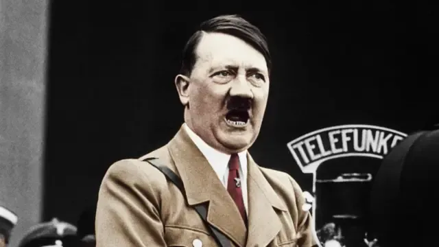 Khám Phá Bộ Sưu Tập Hình Ảnh Hiếm Và Chưa Công Bố Của Adolf Hitler Dành Cho Người Yêu Lịch Sử
