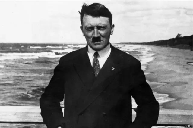 Khám Phá Bộ Sưu Tập Hình Ảnh Hiếm Và Chưa Công Bố Của Adolf Hitler Dành Cho Người Yêu Lịch Sử