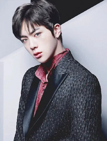Chiêm Ngưỡng Hình Ảnh Jin (bts) Dành Cho Fan K-pop: Tổng Hợp Bộ Sưu Tập Ảnh Đời Thường Và Quân Ngũ