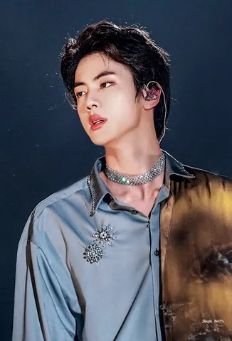 Chiêm Ngưỡng Hình Ảnh Jin (bts) Dành Cho Fan K-pop: Tổng Hợp Bộ Sưu Tập Ảnh Đời Thường Và Quân Ngũ