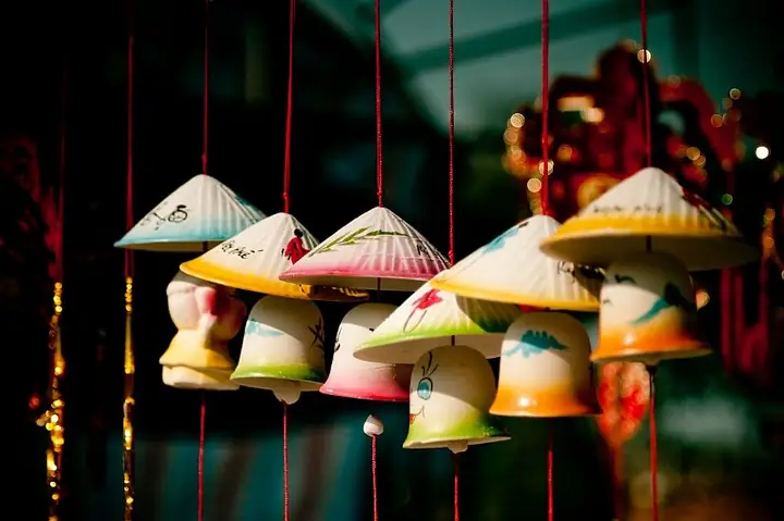 Khám Phá Hình Ảnh Đặc Trưng Của Việt Nam: Cảnh Đẹp Thiên Nhiên Và Biểu Tượng Văn Hóa Cho Du Khách