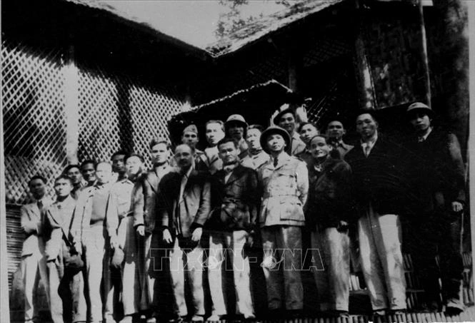 Tải Về & Xem Toàn Bộ Hình Ảnh Đại Hội Công Đoàn Việt Nam 2026 – Bộ Sưu Tập Chính Thức Cho Đại Biểu, Nhà Báo & Người Quan Tâm