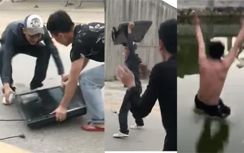 Xem Hình Ảnh Đập Tivi: Tổng Hợp Khoảnh Khắc Báo Hại Màn Hình Tv Của Fan Và Trẻ Nhỏ Xem Hình Ảnh Đập Tivi: Tổng Hợp Khoảnh Khắc Báo Hại Màn Hình Tv Của Fan Và Trẻ Nhỏ