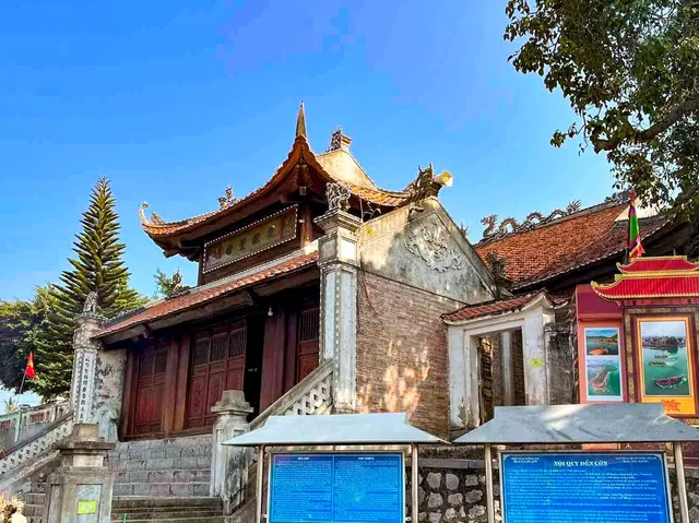 Chiêm Ngưỡng Hình Ảnh Đền Cờn Nghệ An: Bộ Sưu Tập Ảnh Thực Tế Và Vị Trí Linh Thiêng Cho Khách Hành Hương Chiêm Ngưỡng Hình Ảnh Đền Cờn Nghệ An: Bộ Sưu Tập Ảnh Thực Tế Và Vị Trí Linh Thiêng Cho Khách Hành Hương