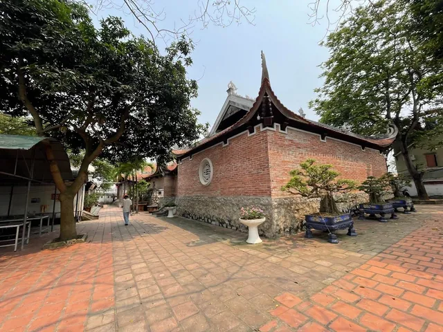 Chiêm Ngưỡng Hình Ảnh Đền Cờn Nghệ An: Bộ Sưu Tập Ảnh Thực Tế Và Vị Trí Linh Thiêng Cho Khách Hành Hương Chiêm Ngưỡng Hình Ảnh Đền Cờn Nghệ An: Bộ Sưu Tập Ảnh Thực Tế Và Vị Trí Linh Thiêng Cho Khách Hành Hương