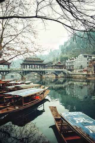 Hình Ảnh Đẹp Phượng Hoàng Cổ Trấn: Bộ Sưu Tập Siêu Đẹp Dành Cho Người Yêu Du Lịch & Sống Ảo Hình Ảnh Đẹp Phượng Hoàng Cổ Trấn: Bộ Sưu Tập Siêu Đẹp Dành Cho Người Yêu Du Lịch & Sống Ảo