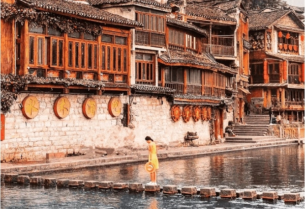 Hình Ảnh Đẹp Phượng Hoàng Cổ Trấn: Bộ Sưu Tập Siêu Đẹp Dành Cho Người Yêu Du Lịch & Sống Ảo Hình Ảnh Đẹp Phượng Hoàng Cổ Trấn: Bộ Sưu Tập Siêu Đẹp Dành Cho Người Yêu Du Lịch & Sống Ảo