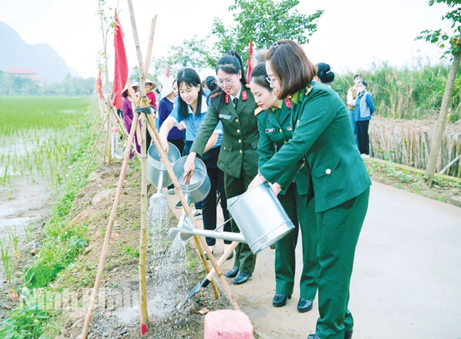 Bộ Sưu Tập Hình Ảnh Đẹp Về Bộ Đội Biên Phòng: Tài Liệu Tham Khảo Cho Người Yêu Lịch Sử Và Nhiếp Ảnh