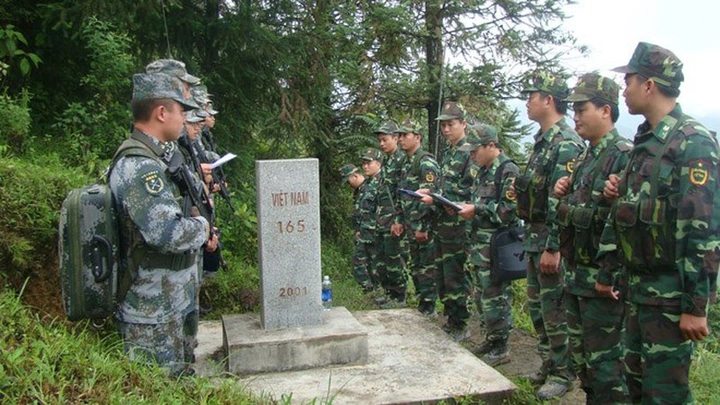 Bộ Sưu Tập Hình Ảnh Đẹp Về Bộ Đội Biên Phòng: Tài Liệu Tham Khảo Cho Người Yêu Lịch Sử Và Nhiếp Ảnh