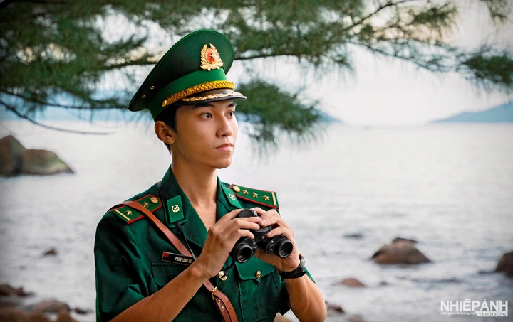 Bộ Sưu Tập Hình Ảnh Đẹp Về Bộ Đội Biên Phòng: Tài Liệu Tham Khảo Cho Người Yêu Lịch Sử Và Nhiếp Ảnh