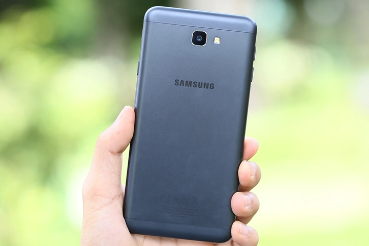 Hình Ảnh Samsung Galaxy J7 Prime: Tất Cả Những Gì Bạn Cần Biết (hướng Dẫn Cho Người Mới Mua & Yêu Thích Nhiếp Ảnh) Hình Ảnh Samsung Galaxy J7 Prime: Tất Cả Những Gì Bạn Cần Biết (hướng Dẫn Cho Người Mới Mua & Yêu Thích Nhiếp Ảnh)