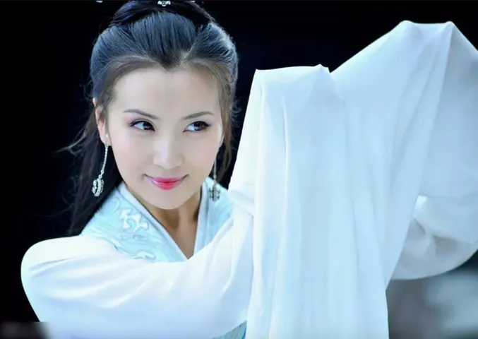 Khám Phá Hình Ảnh Điêu Thuyền: Từ Mỹ Nhân Tam Quốc Đến Skin Liên Quân Cho Người Chơi Và Người Yêu Lịch Sử Khám Phá Hình Ảnh Điêu Thuyền: Từ Mỹ Nhân Tam Quốc Đến Skin Liên Quân Cho Người Chơi Và Người Yêu Lịch Sử