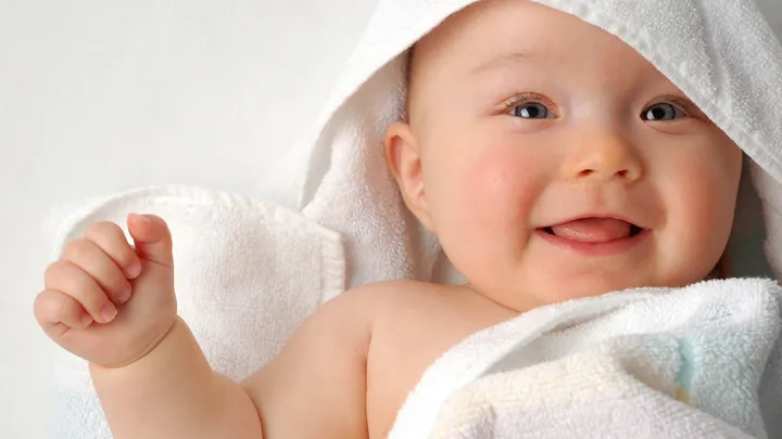 Tải Bộ Sưu Tập Hình Ảnh E Bé Dễ Thương, Cute (đáng Yêu) Làm Hình Nền, Avatar Cho Điện Thoại