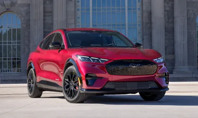 Xem & Tải Hình Ảnh Ford Mustang Đẹp Nhất: Tổng Hợp Các Phiên Bản Từ Mustang Gt Đến Mach-e Cho Người Yêu Xe