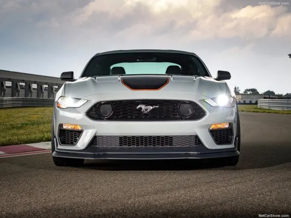 Xem & Tải Hình Ảnh Ford Mustang Đẹp Nhất: Tổng Hợp Các Phiên Bản Từ Mustang Gt Đến Mach-e Cho Người Yêu Xe