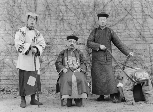 Khám Phá Hình Ảnh Hoàng Đế Lịch Sử Và Nghệ Thuật: Chân Dung Nhà Thanh & Hình Nền Cho Người Yêu Lịch Sử Khám Phá Hình Ảnh Hoàng Đế Lịch Sử Và Nghệ Thuật: Chân Dung Nhà Thanh & Hình Nền Cho Người Yêu Lịch Sử