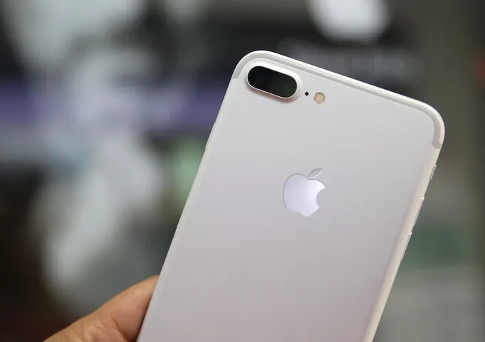 Khám Phá Hình Ảnh Iphone 7 Plus: Thiết Kế Và Ảnh Thực Tế Từ Camera Kép Cho Người Dùng Khám Phá Hình Ảnh Iphone 7 Plus: Thiết Kế Và Ảnh Thực Tế Từ Camera Kép Cho Người Dùng