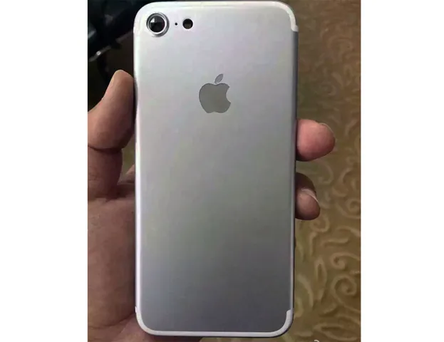 Chiêm Ngưỡng Hình Ảnh Iphone 7s Và 7s Plus Cho Người Dùng Apple: Từ Camera Kép Đến Vỏ Kính Chiêm Ngưỡng Hình Ảnh Iphone 7s Và 7s Plus Cho Người Dùng Apple: Từ Camera Kép Đến Vỏ Kính