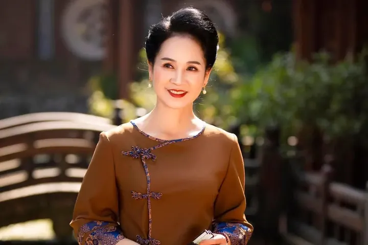 Chiêm Ngưỡng Hình Ảnh Lan Hương Và Đời Sống Nsnd Lan Hương Dành Cho Người Hâm Mộ Qua Các Loại Ảnh Phim Và Ảnh Đời Thường