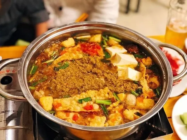 Tổng Hợp Hình Ảnh Lẩu Cua Đồng Và Lẩu Cua Biển: Công Thức Nấu Và Địa Chỉ Ăn Ngon Cho Người Yêu Ẩm Thực Tổng Hợp Hình Ảnh Lẩu Cua Đồng Và Lẩu Cua Biển: Công Thức Nấu Và Địa Chỉ Ăn Ngon Cho Người Yêu Ẩm Thực