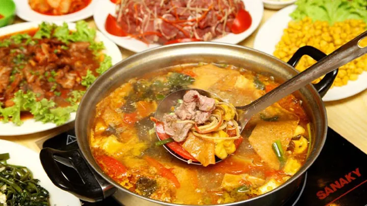 Tổng Hợp Hình Ảnh Lẩu Cua Đồng Và Lẩu Cua Biển: Công Thức Nấu Và Địa Chỉ Ăn Ngon Cho Người Yêu Ẩm Thực Tổng Hợp Hình Ảnh Lẩu Cua Đồng Và Lẩu Cua Biển: Công Thức Nấu Và Địa Chỉ Ăn Ngon Cho Người Yêu Ẩm Thực