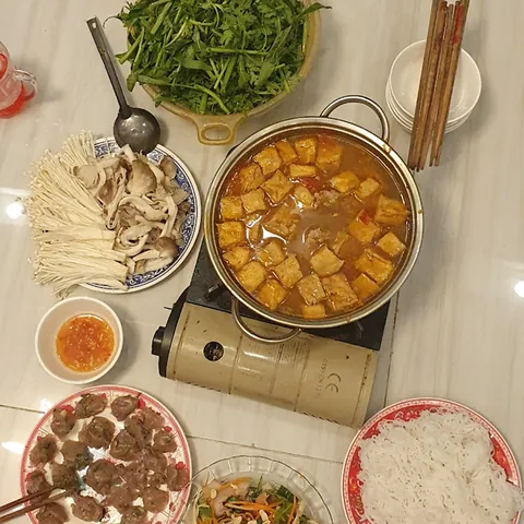 Tổng Hợp Hình Ảnh Lẩu Cua Đồng Và Lẩu Cua Biển: Công Thức Nấu Và Địa Chỉ Ăn Ngon Cho Người Yêu Ẩm Thực Tổng Hợp Hình Ảnh Lẩu Cua Đồng Và Lẩu Cua Biển: Công Thức Nấu Và Địa Chỉ Ăn Ngon Cho Người Yêu Ẩm Thực