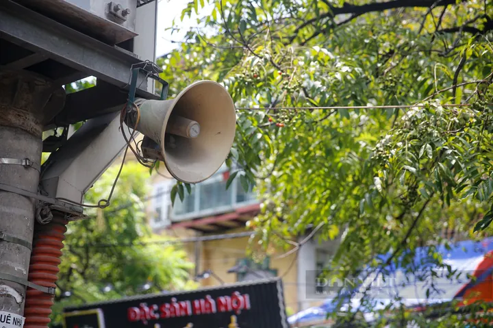 Chiêm Ngưỡng Hình Ảnh Và Sứ Mệnh Lịch Sử Của Loa Phường Qua Cột Treo Cho Cư Dân Đô Thị
