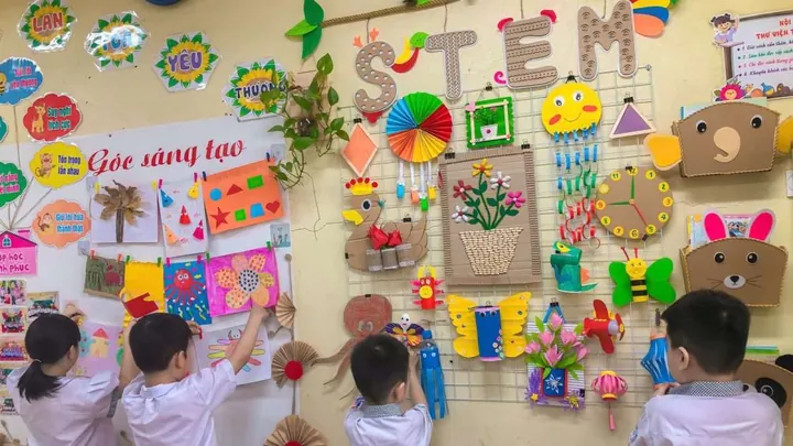Tổng Hợp Hình Ảnh Lớp Đẹp (logo, Avatar, Hình In Áo) Cho Học Sinh, Sinh Viên Thiết Kế Nhận Diện Tập Thể Tổng Hợp Hình Ảnh Lớp Đẹp (logo, Avatar, Hình In Áo) Cho Học Sinh, Sinh Viên Thiết Kế Nhận Diện Tập Thể
