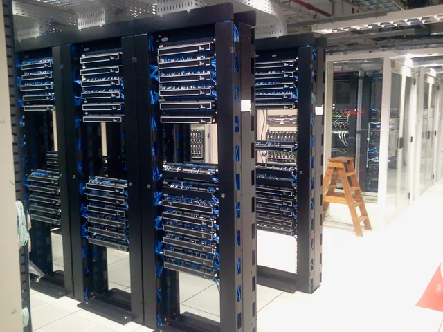 Tổng Hợp Hình Ảnh Máy Chủ (rack, Tower) Dành Cho Doanh Nghiệp