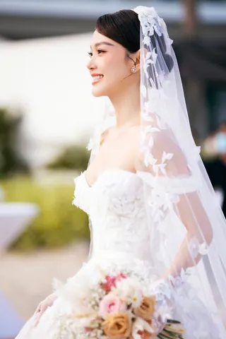 Xem Hình Ảnh Minh Hằng Mới Nhất Cho Người Hâm Mộ: Tổng Hợp Ảnh Sự Kiện Và Đời Thường Xem Hình Ảnh Minh Hằng Mới Nhất Cho Người Hâm Mộ: Tổng Hợp Ảnh Sự Kiện Và Đời Thường