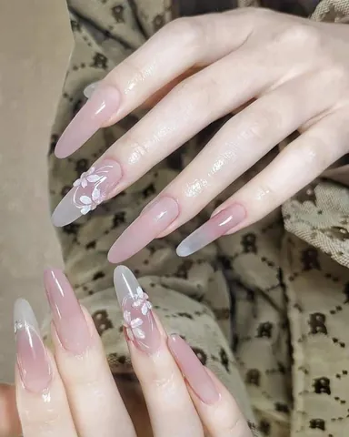 Tổng Hợp Hình Ảnh Móng Đẹp Đa Dạng Từ Móng Tay Đến Móng Chân Cho Mọi Phong Cách
