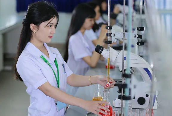 Giải Mã Ý Nghĩa Biểu Tượng Và Nguồn Ảnh Hình Ảnh Ngành Dược Dành Cho Dược Sĩ: Gồm Logo Vector, Ảnh Minh Họa Giải Mã Ý Nghĩa Biểu Tượng Và Nguồn Ảnh Hình Ảnh Ngành Dược Dành Cho Dược Sĩ: Gồm Logo Vector, Ảnh Minh Họa