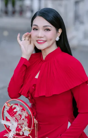 Chiêm Ngưỡng Hình Ảnh Mới Nhất Của Diễn Viên Ngọc Huyền Dành Cho Fan: Từ Ảnh Cưới Đến Ảnh Nhan Sắc Chiêm Ngưỡng Hình Ảnh Mới Nhất Của Diễn Viên Ngọc Huyền Dành Cho Fan: Từ Ảnh Cưới Đến Ảnh Nhan Sắc