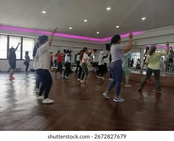 Tải Xuống Hình Ảnh Nhảy Zumba: Tổng Hợp Ảnh, Vector Và Png Cho Nhà Thiết Kế Và Người Yêu Fitness