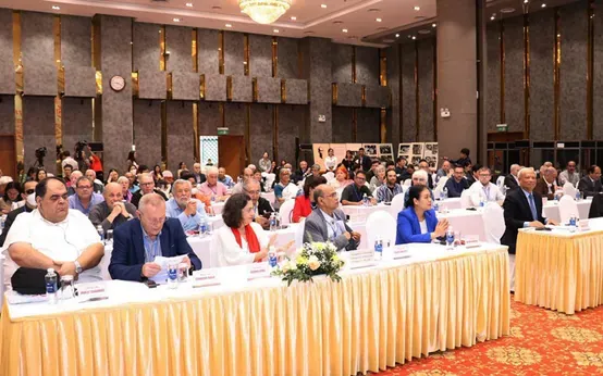 Tải Xuống Hình Ảnh Phản Đối (biểu Tình) Miễn Phí Cho Nhà Thiết Kế Và Độc Giả Tải Xuống Hình Ảnh Phản Đối (biểu Tình) Miễn Phí Cho Nhà Thiết Kế Và Độc Giả