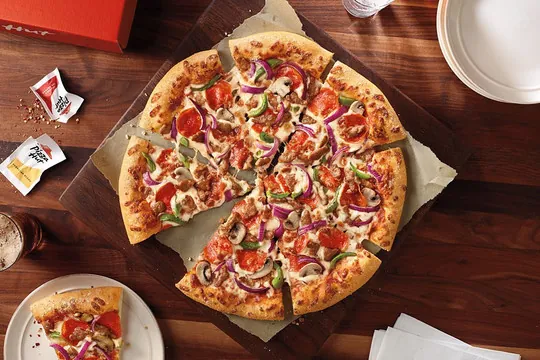 Khám Phá Hình Ảnh Pizza Hut Cho Thực Khách: Từ Logo, Thực Đơn Đến Không Gian Nhà Hàng Khám Phá Hình Ảnh Pizza Hut Cho Thực Khách: Từ Logo, Thực Đơn Đến Không Gian Nhà Hàng