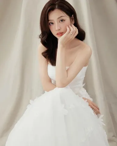 Chiêm Ngưỡng Hình Ảnh Diễn Viên Puka Rạng Rỡ Trước Và Sau Khi Sinh Con Dành Cho Người Hâm Mộ Chiêm Ngưỡng Hình Ảnh Diễn Viên Puka Rạng Rỡ Trước Và Sau Khi Sinh Con Dành Cho Người Hâm Mộ