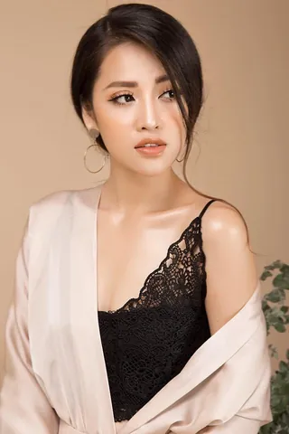 Chiêm Ngưỡng Hình Ảnh Diễn Viên Puka Rạng Rỡ Trước Và Sau Khi Sinh Con Dành Cho Người Hâm Mộ Chiêm Ngưỡng Hình Ảnh Diễn Viên Puka Rạng Rỡ Trước Và Sau Khi Sinh Con Dành Cho Người Hâm Mộ