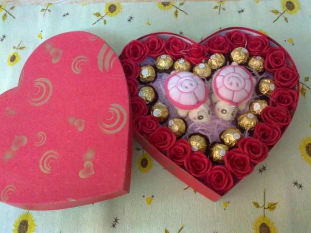 Tổng Hợp Hình Ảnh Quà Valentine Đẹp, Ngọt Ngào Cho Người Yêu Kèm Hình Ảnh Hộp Quà, Gối Ôm