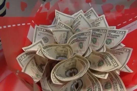 Tổng Hợp Hình Ảnh Quà Valentine Đẹp, Ngọt Ngào Cho Người Yêu Kèm Hình Ảnh Hộp Quà, Gối Ôm